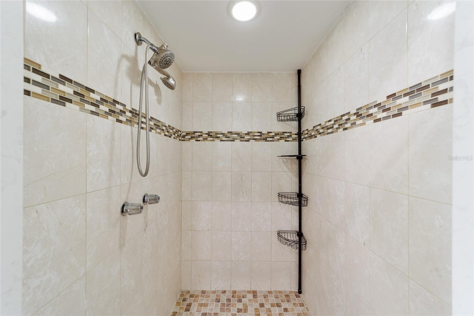 TOWN/DUNNELLON - Residential