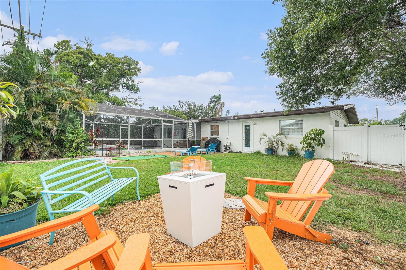 WINDSOR PARK FIRST UNIT - Residential