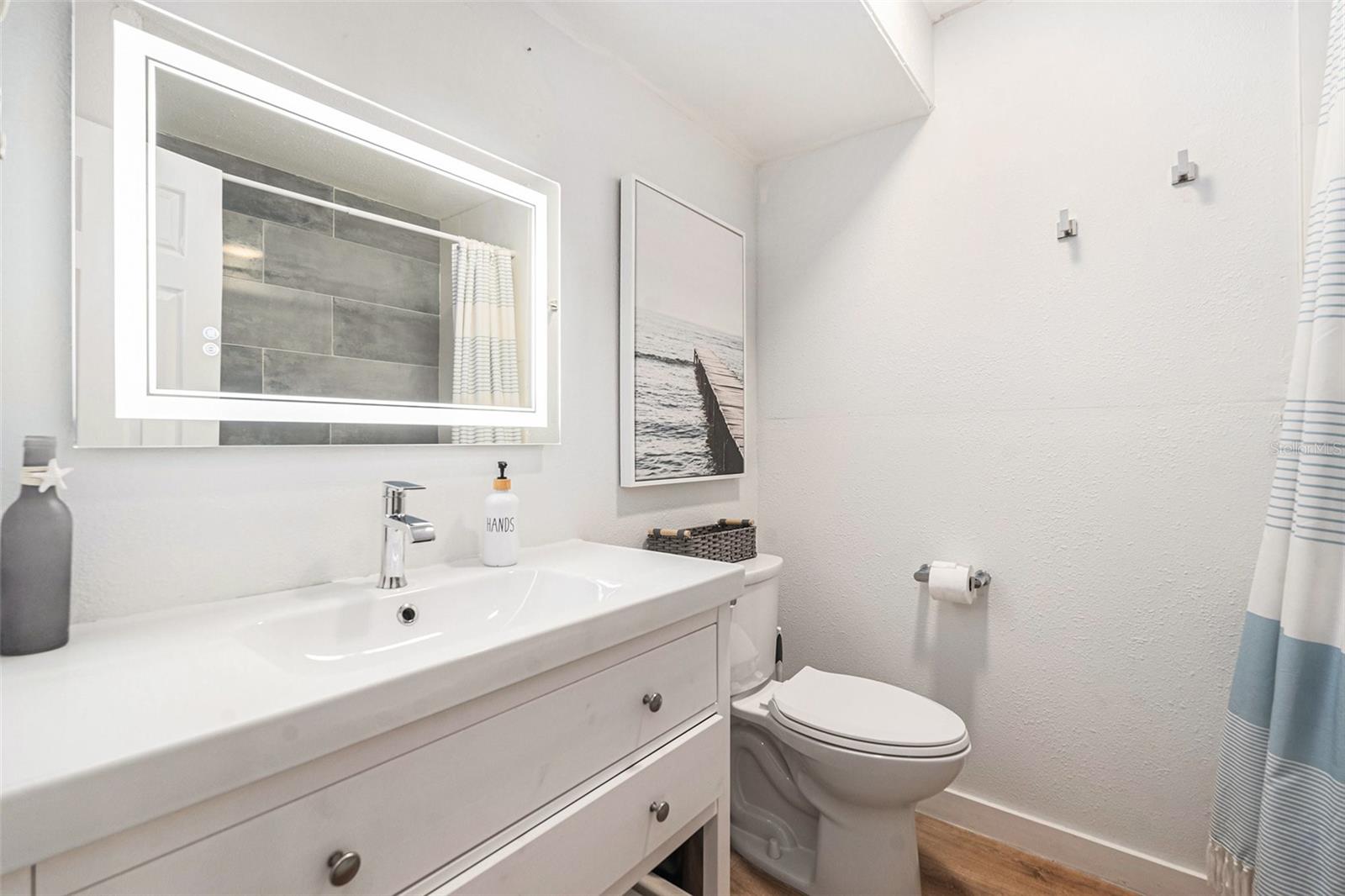 WINDSOR PARK FIRST UNIT - Residential