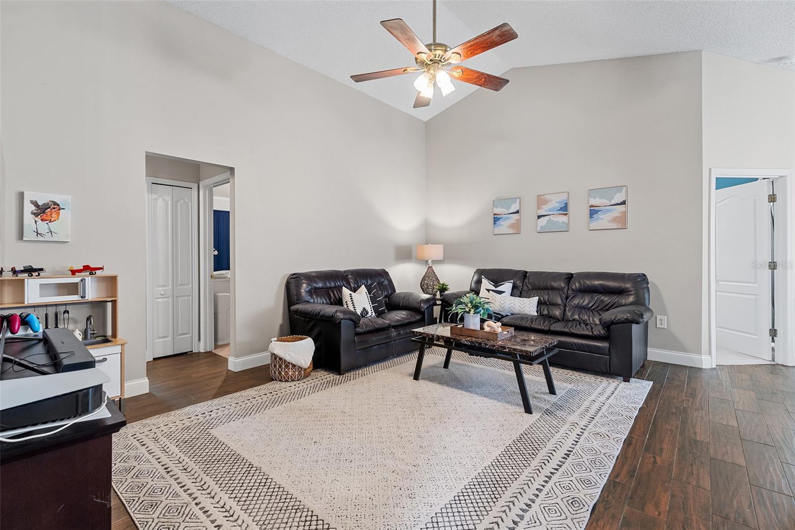 ANDOVER CAY PH 2A - Residential