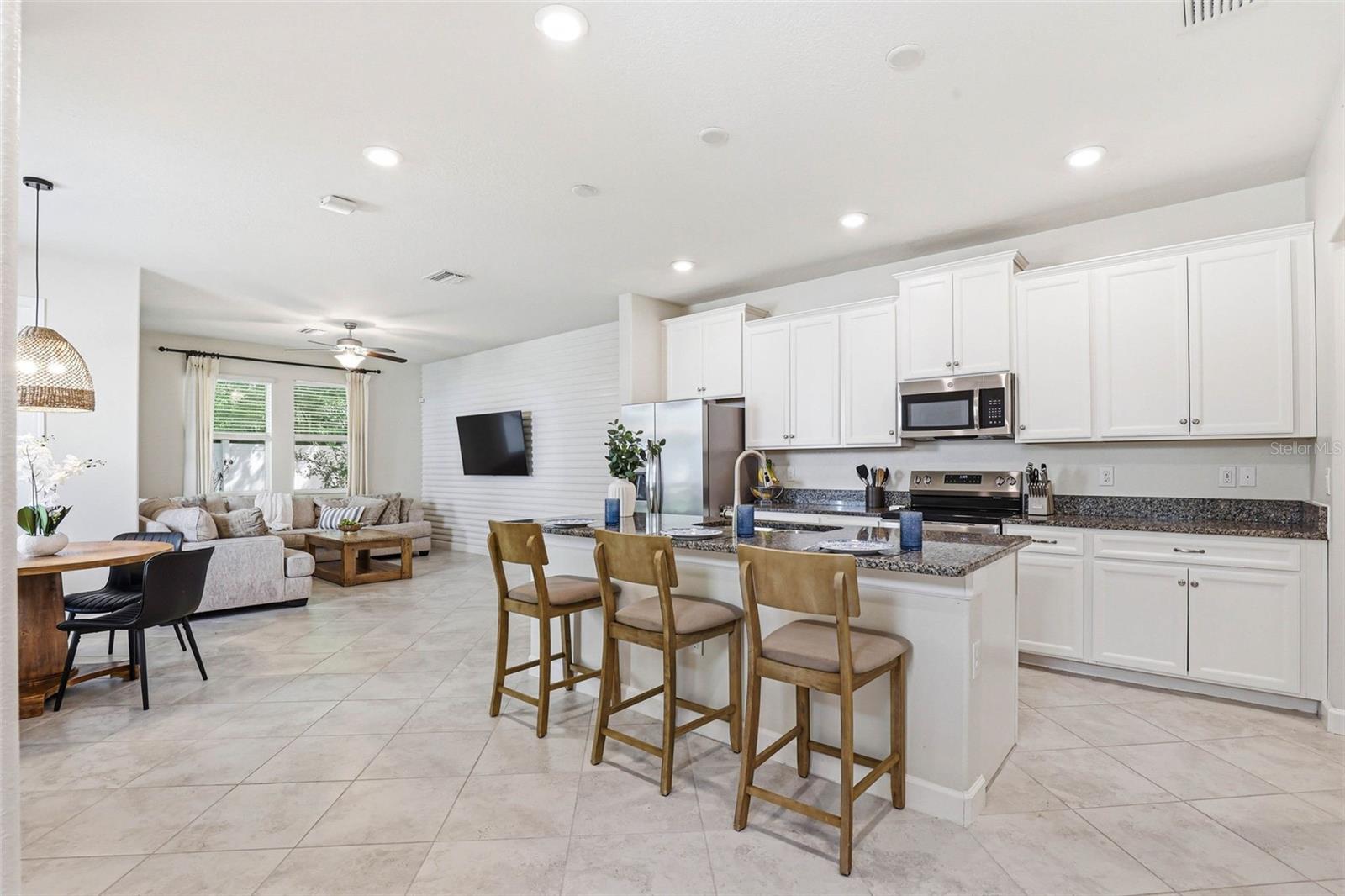 6617 CITRUS CREEK LANE