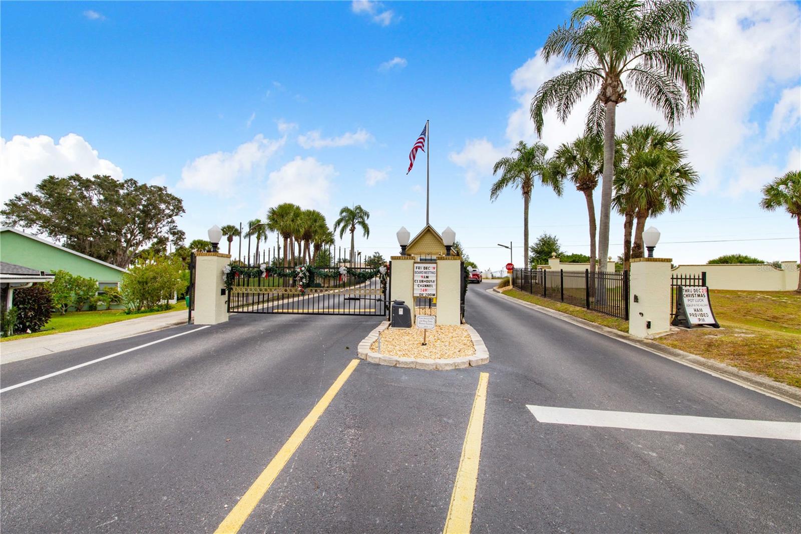 SWEETWATER GOLF AND TENNIS CLUB 2ND ADD - Residential