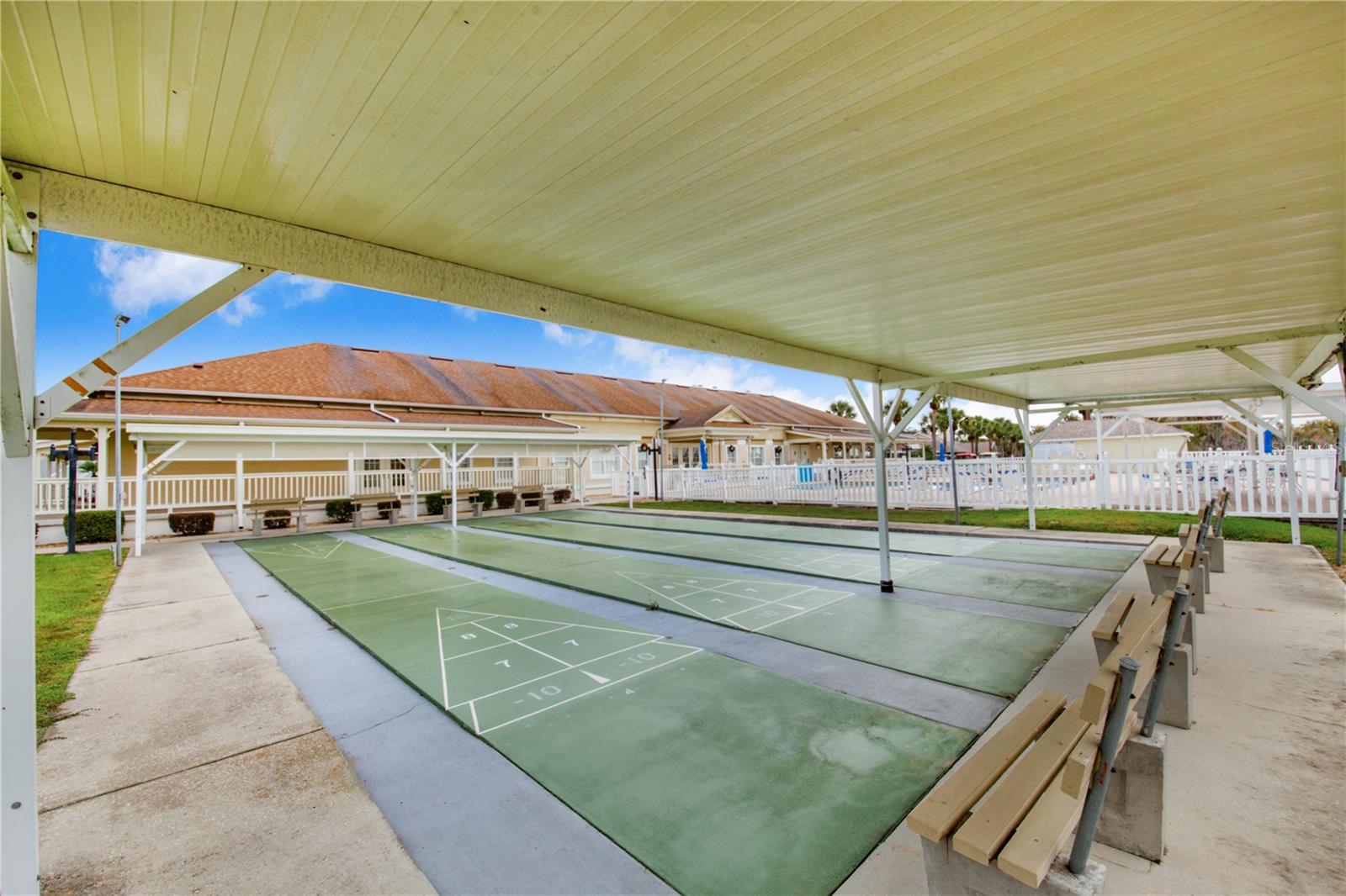 SWEETWATER GOLF AND TENNIS CLUB 2ND ADD - Residential
