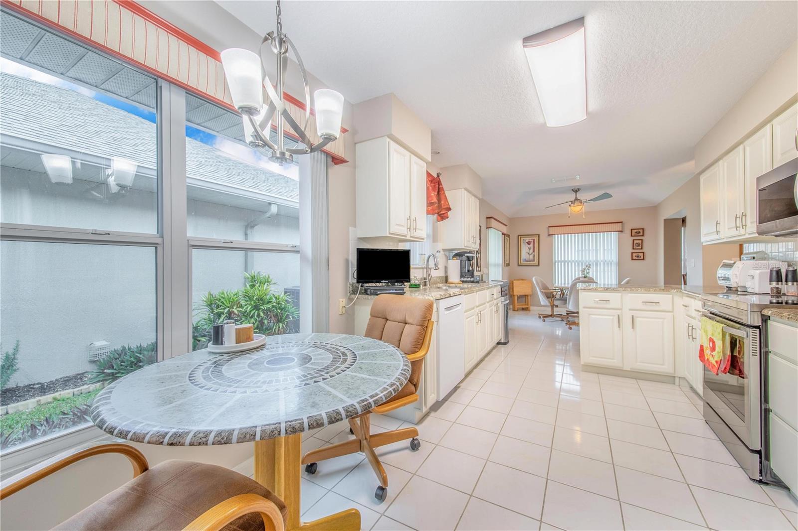 SWEETWATER GOLF AND TENNIS CLUB 2ND ADD - Residential