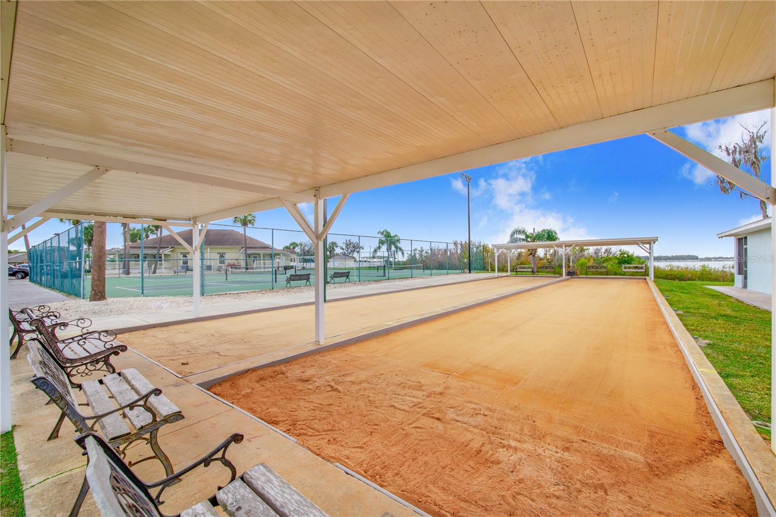 SWEETWATER GOLF AND TENNIS CLUB 2ND ADD - Residential