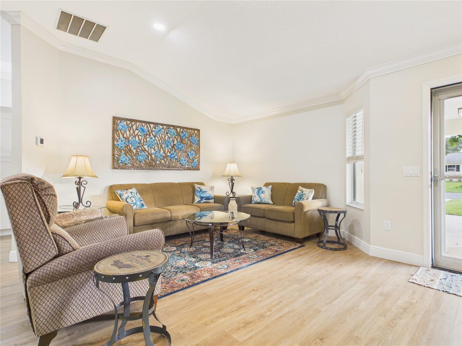 925 RAMOS DRIVE