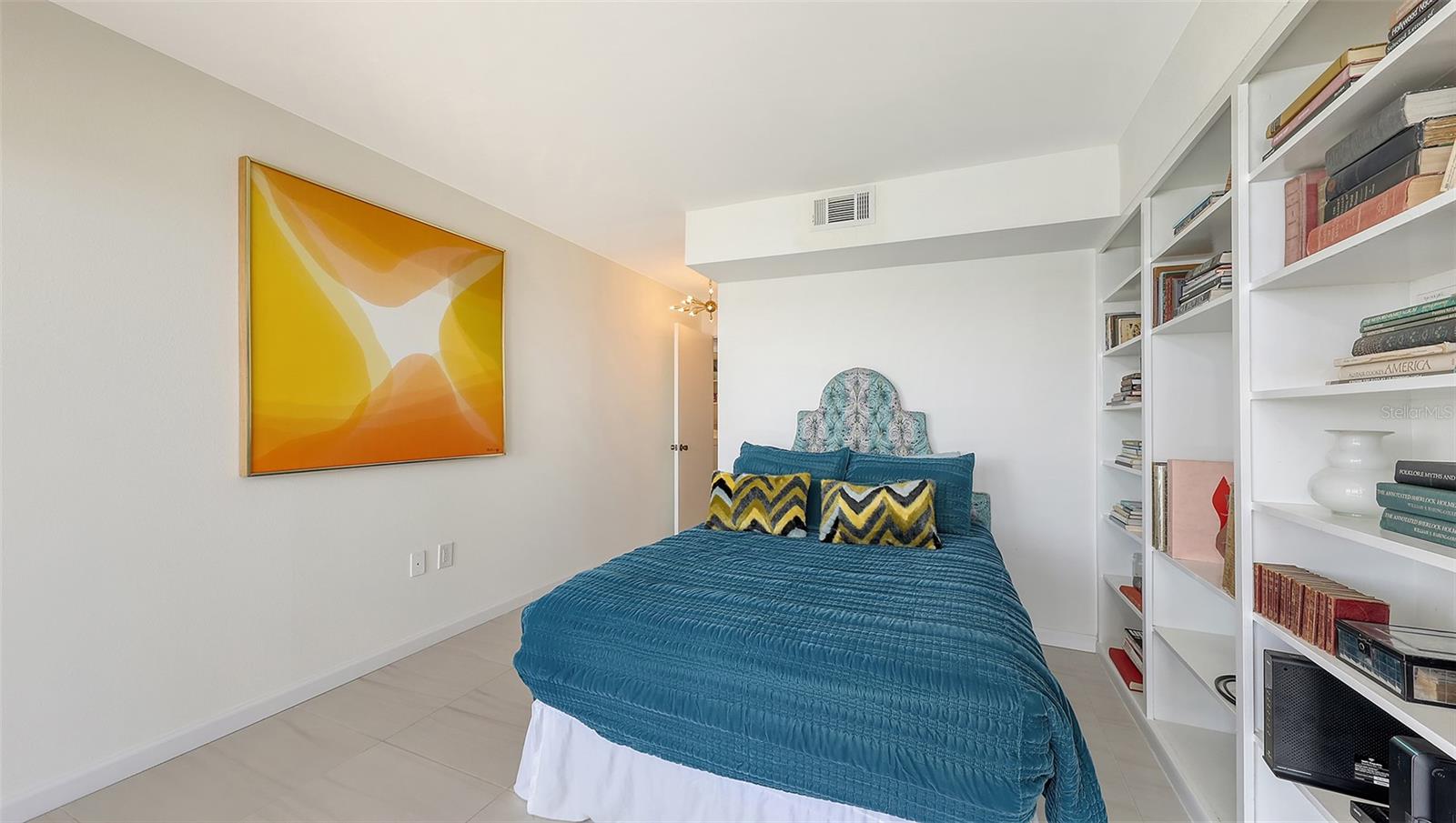 SUNSET TOWERS - Residential Lease