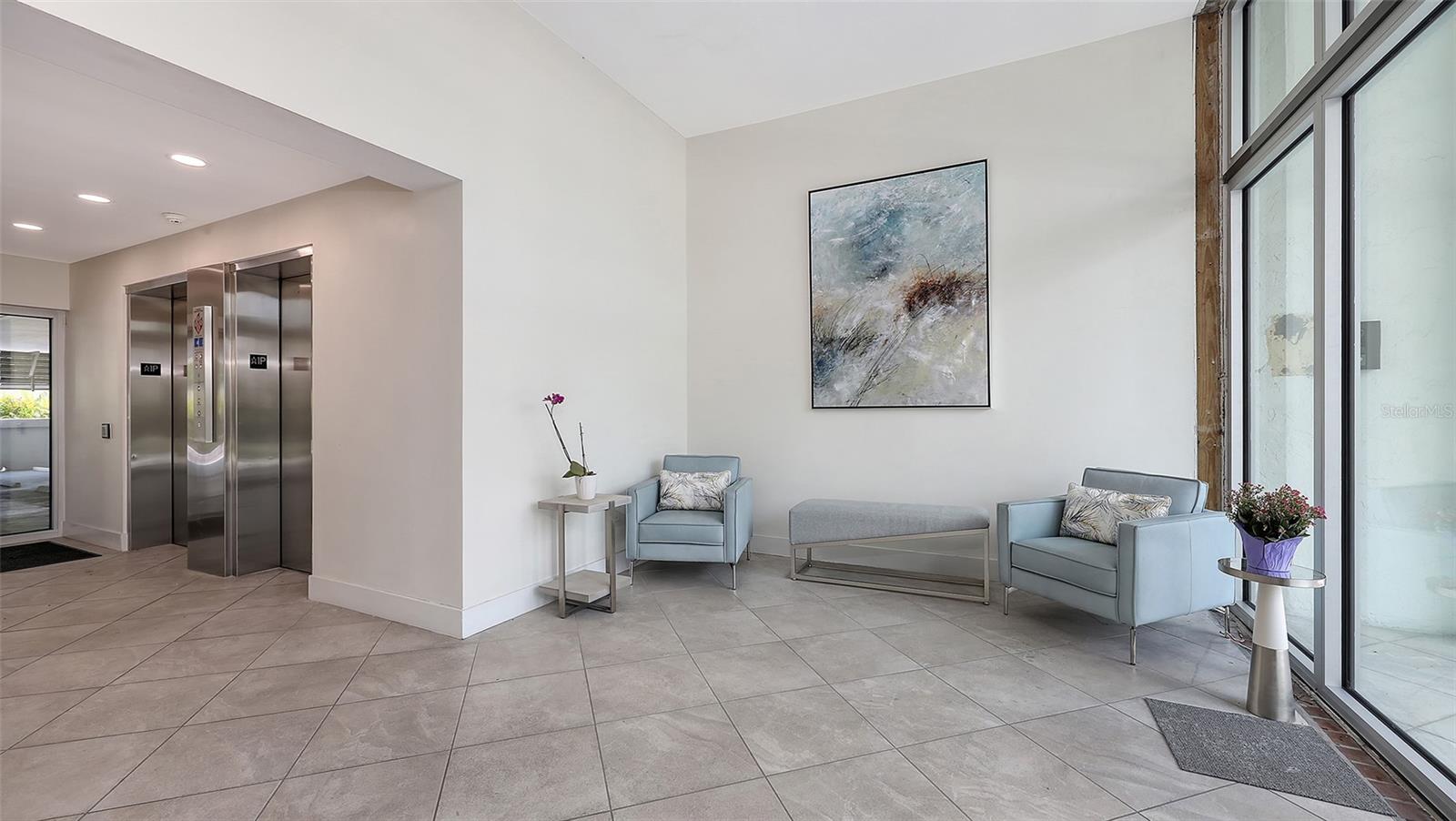 SUNSET TOWERS - Residential Lease