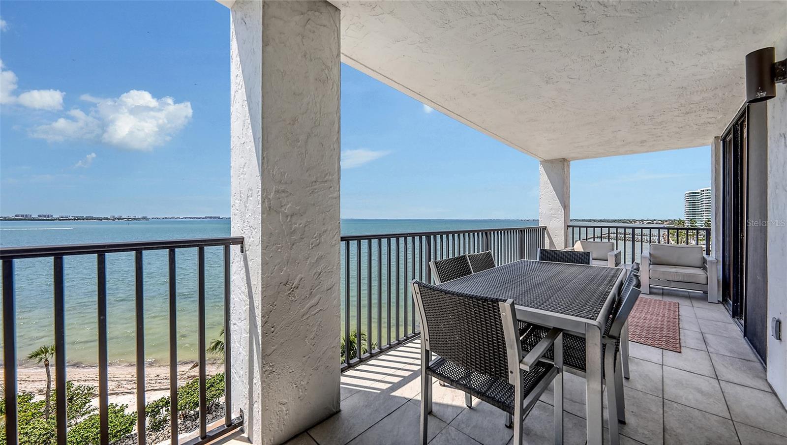 SUNSET TOWERS - Residential Lease