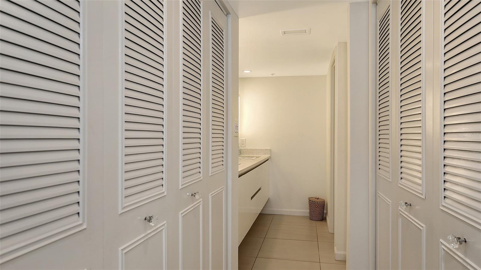 SUNSET TOWERS - Residential Lease