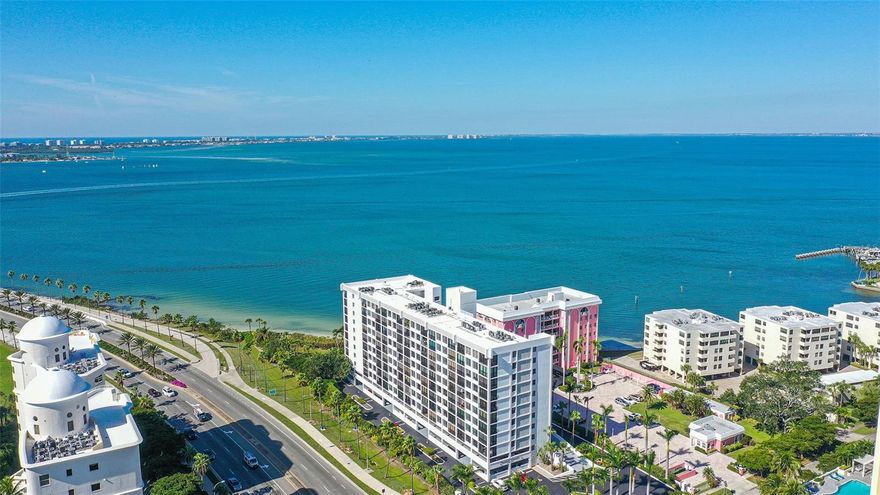 Best priced waterfront condo Downtown Sarasota. WOW what a remodel, well done! All new remodeled front corner unit with breath taking sweeping views. The 01 units in Sunset Towers have direct Sarasota Bay/ intercoastal views. This turnkey furnished 21st century Art deco sleek modern style is amazing and a must see. All top notch brand new appliances and furnishings. Sit on your direct front water view balcony to see it all. Walk to all you favorite activities in downtown Sarasota or just relax at Maria Jacks Bayfront park and watch the boats come in and out. This building is a 3 month minimum.