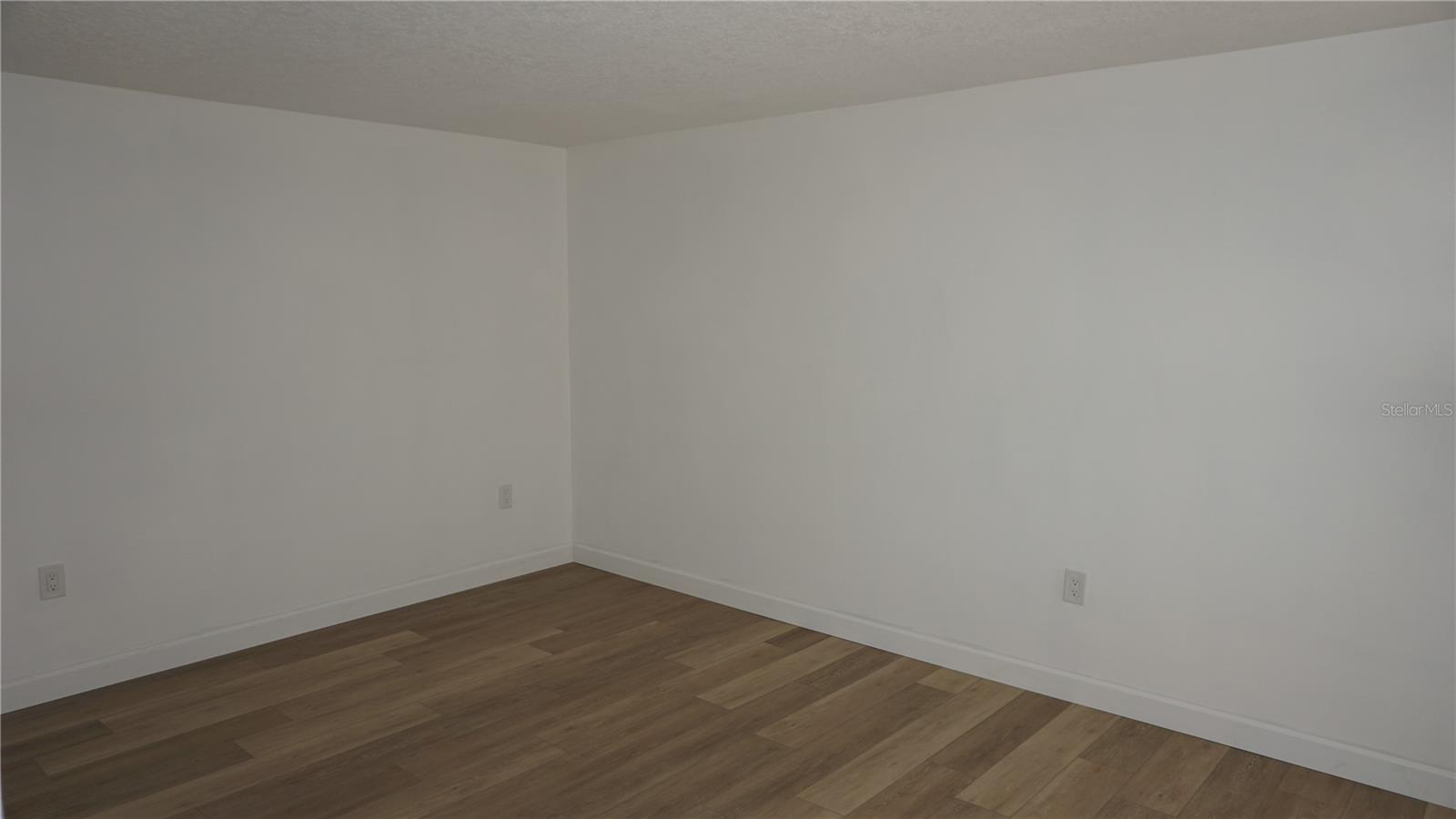 BEACON WOODS VILLAGE - Residential