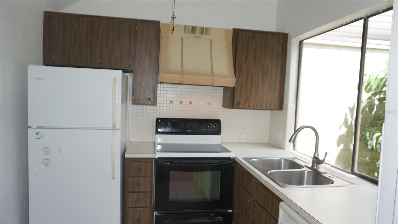 BEACON WOODS VILLAGE - Residential