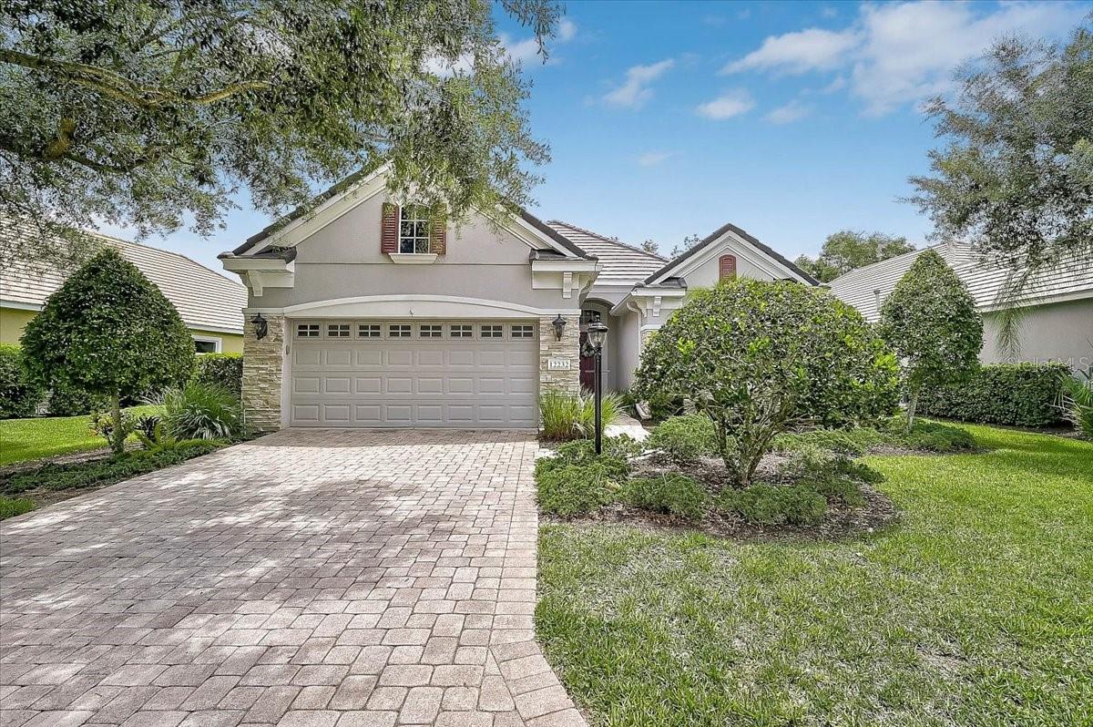 12232 THORNHILL COURT