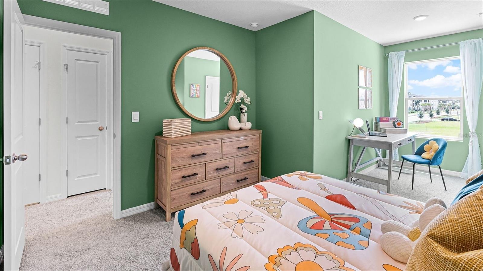 NONA WEST TWNHMS - Residential