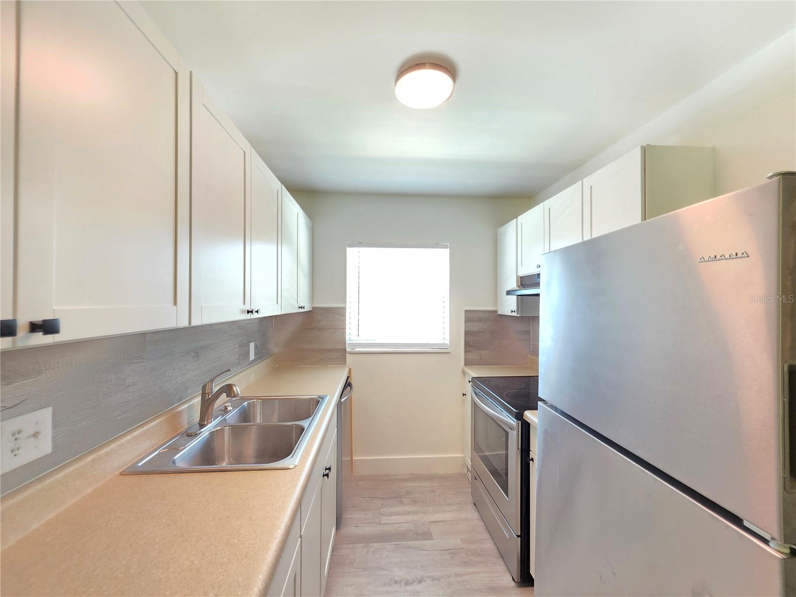 BAY PALMS CONDO - Residential