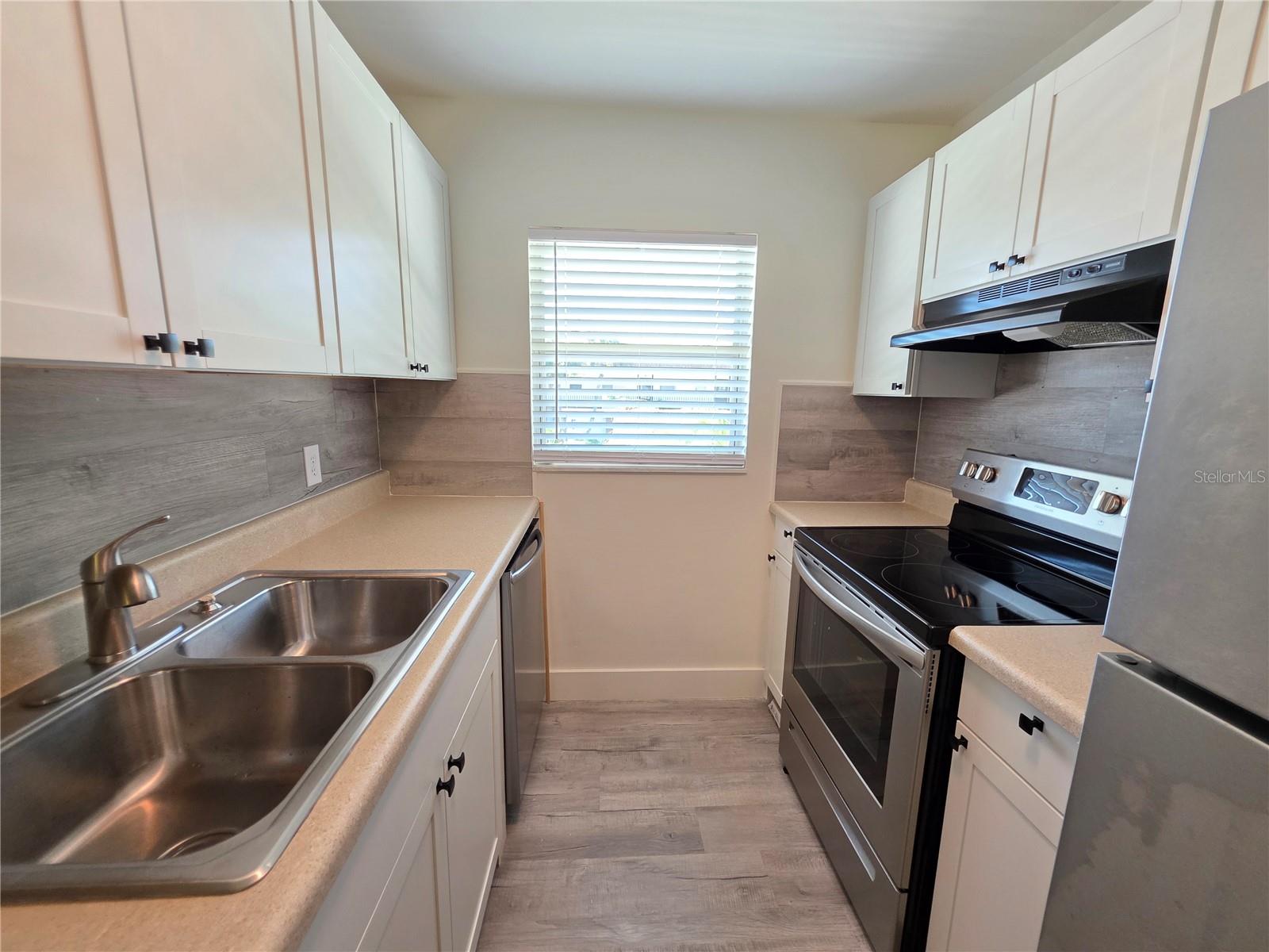 BAY PALMS CONDO - Residential