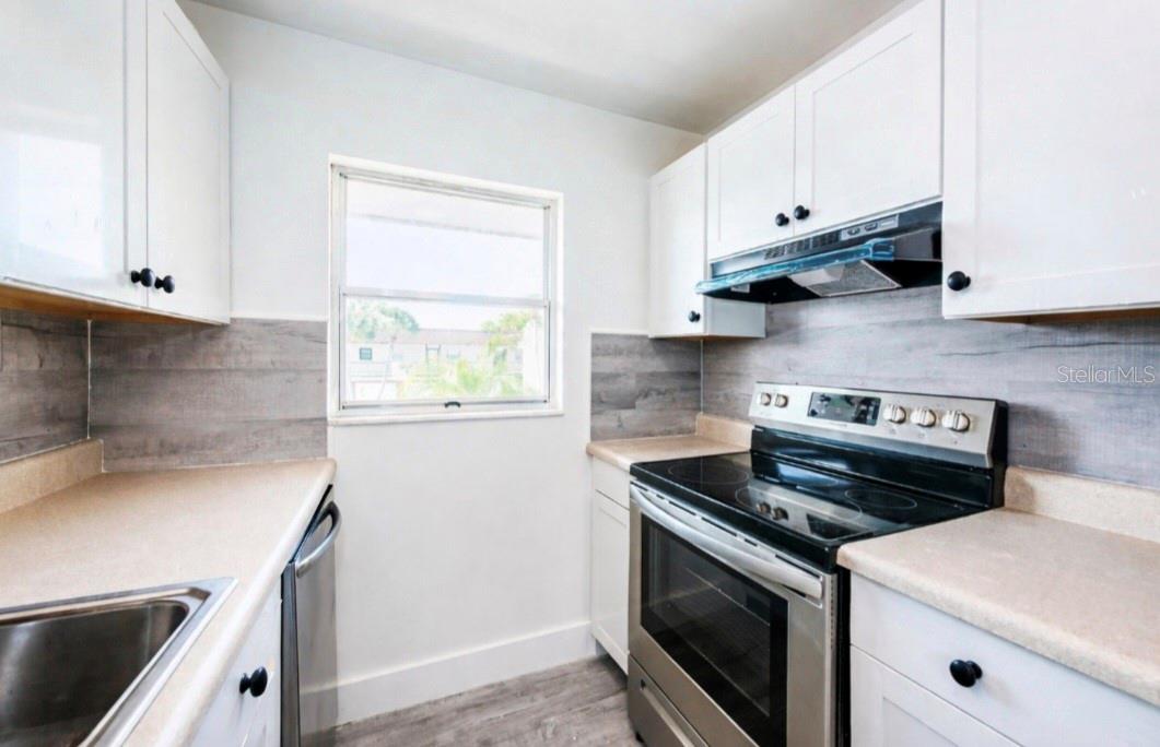 BAY PALMS CONDO - Residential