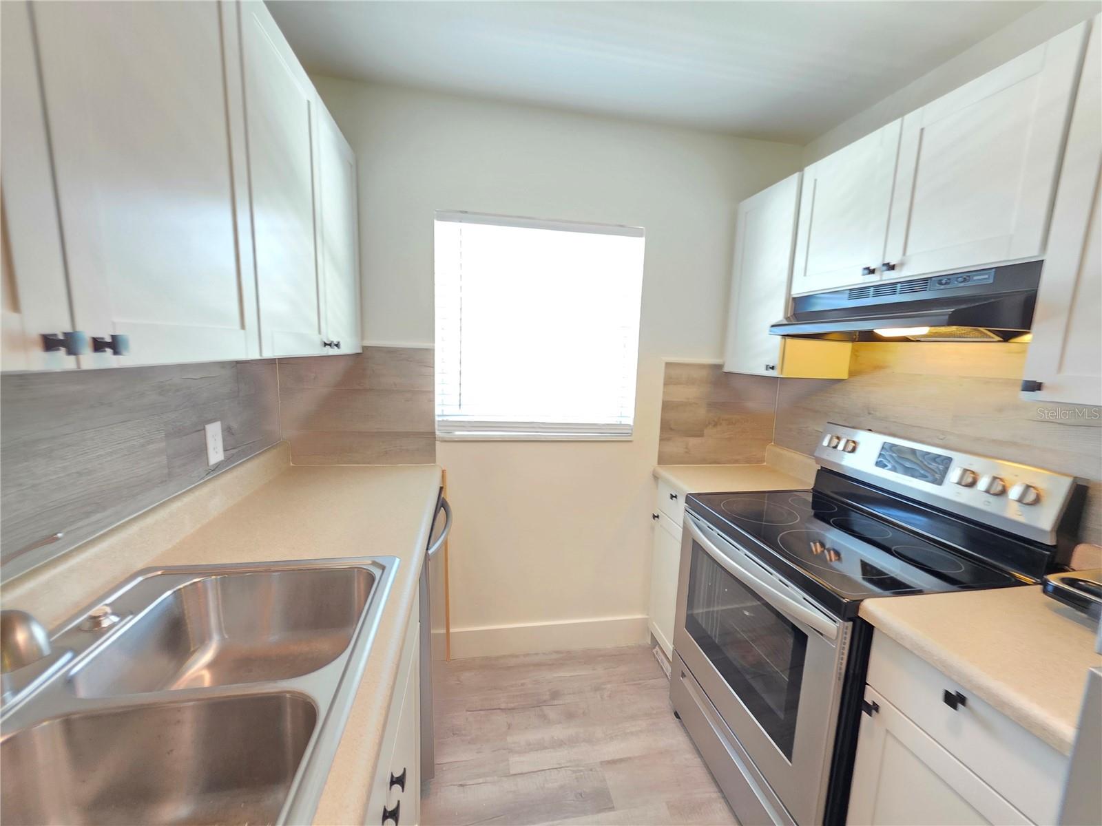 BAY PALMS CONDO - Residential