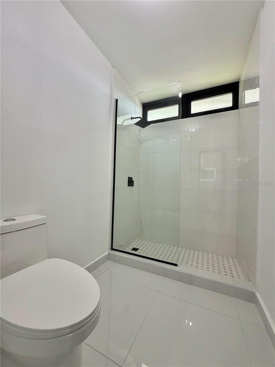 URB. EL RETIRO - Residential