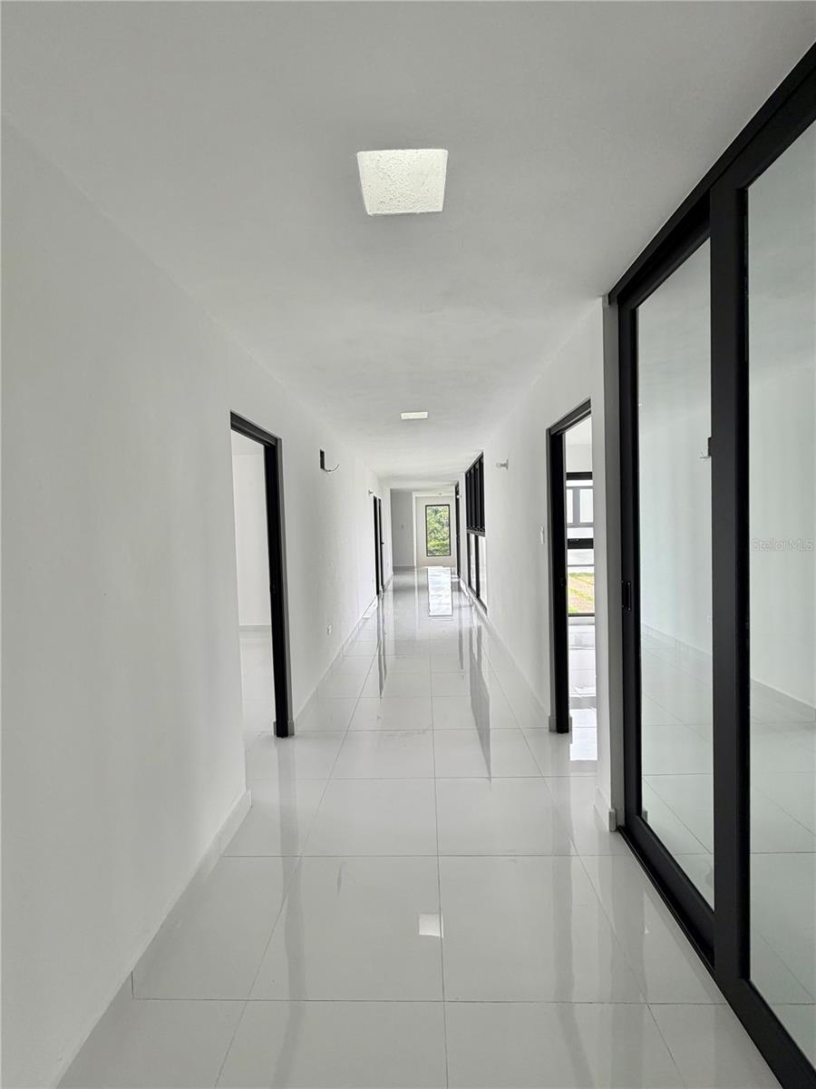 URB. EL RETIRO - Residential