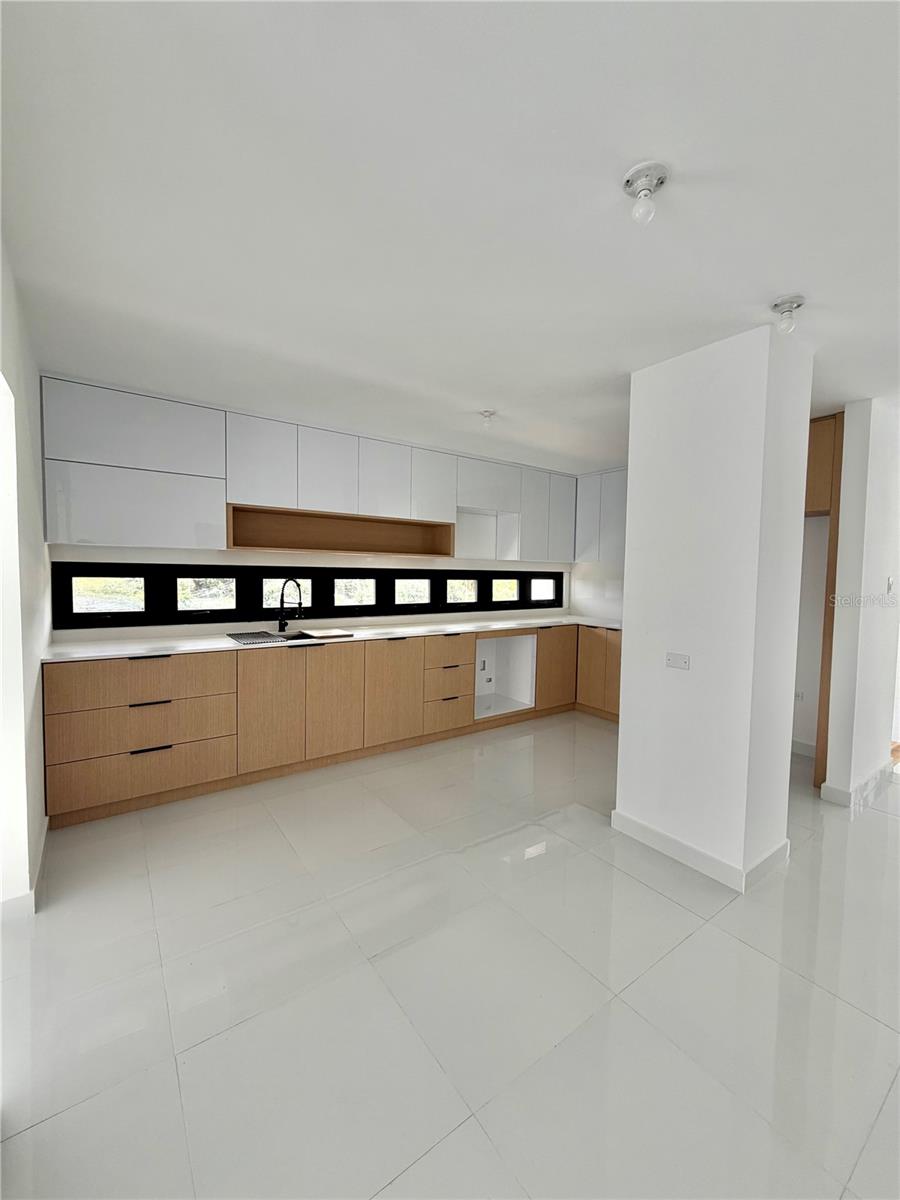 URB. EL RETIRO - Residential