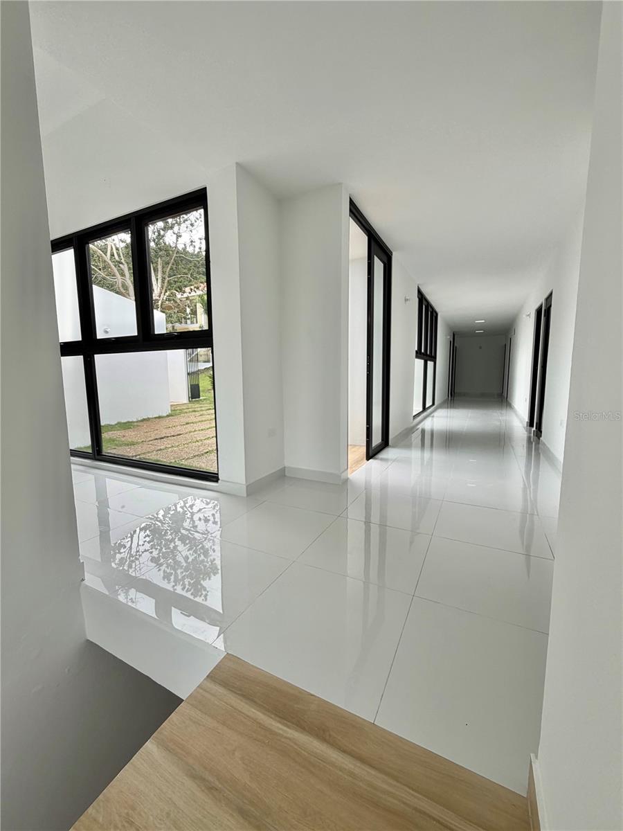 URB. EL RETIRO - Residential