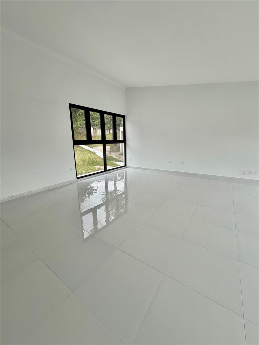 URB. EL RETIRO - Residential