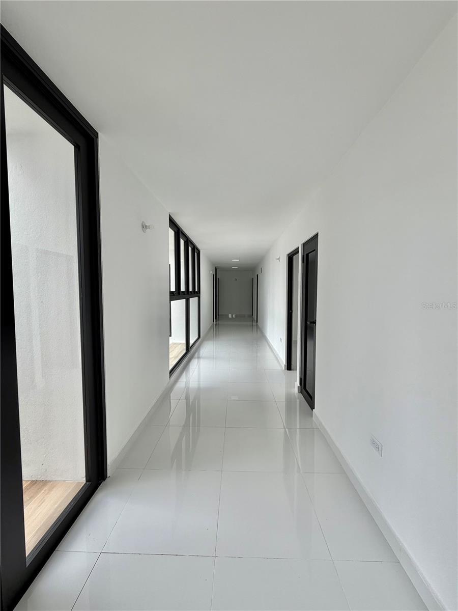 URB. EL RETIRO - Residential
