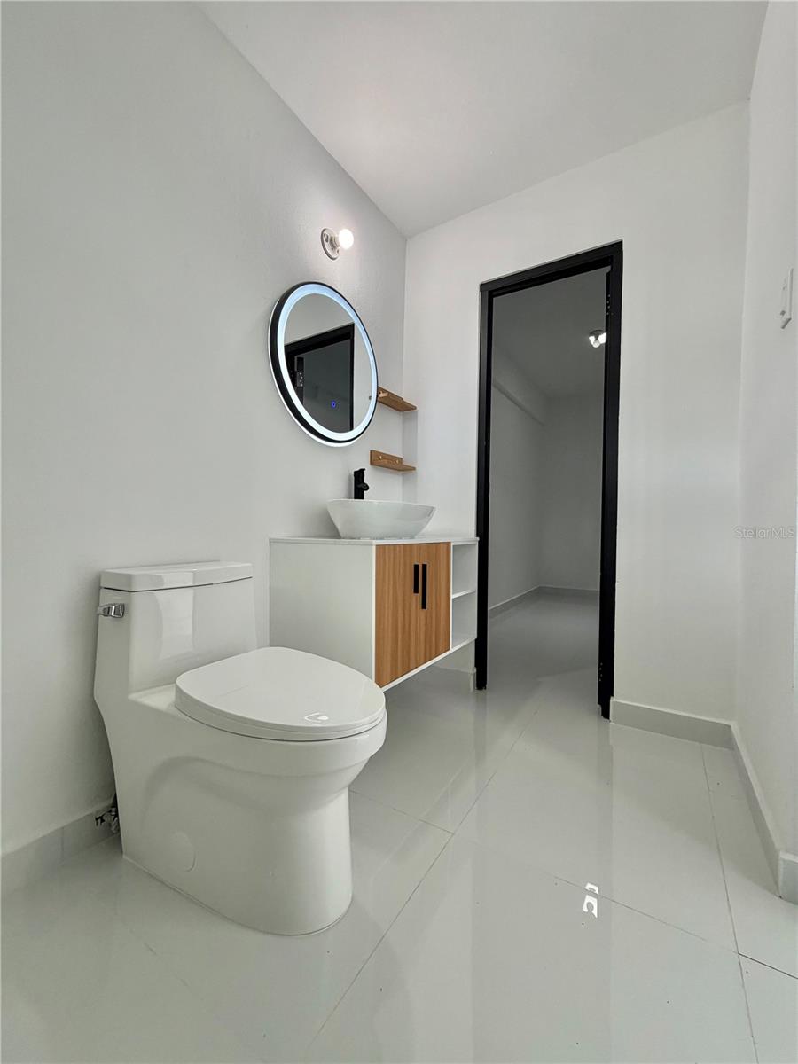 URB. EL RETIRO - Residential