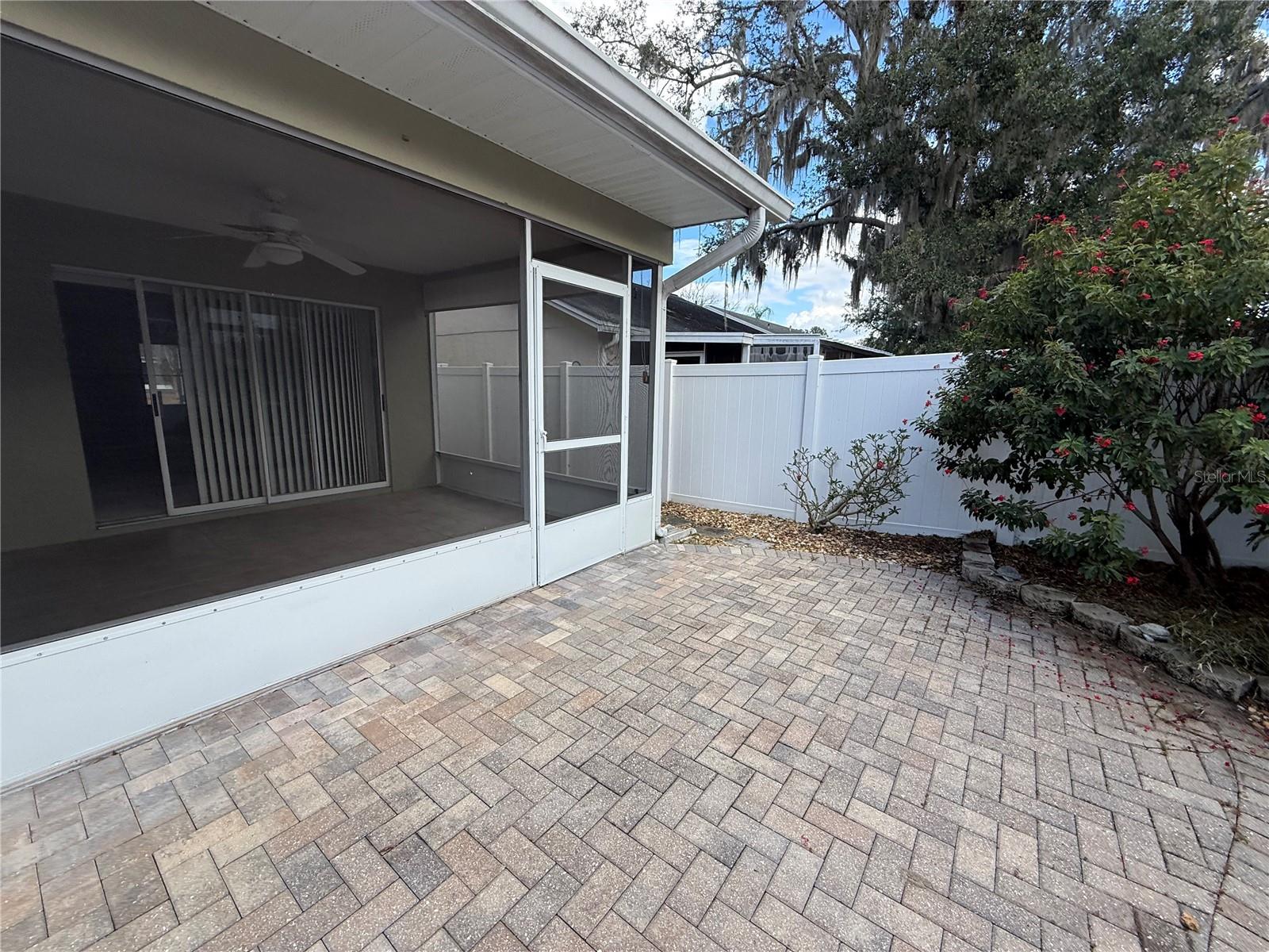 BLOOMINGDALE SEC R UNIT 1 - Residential Lease