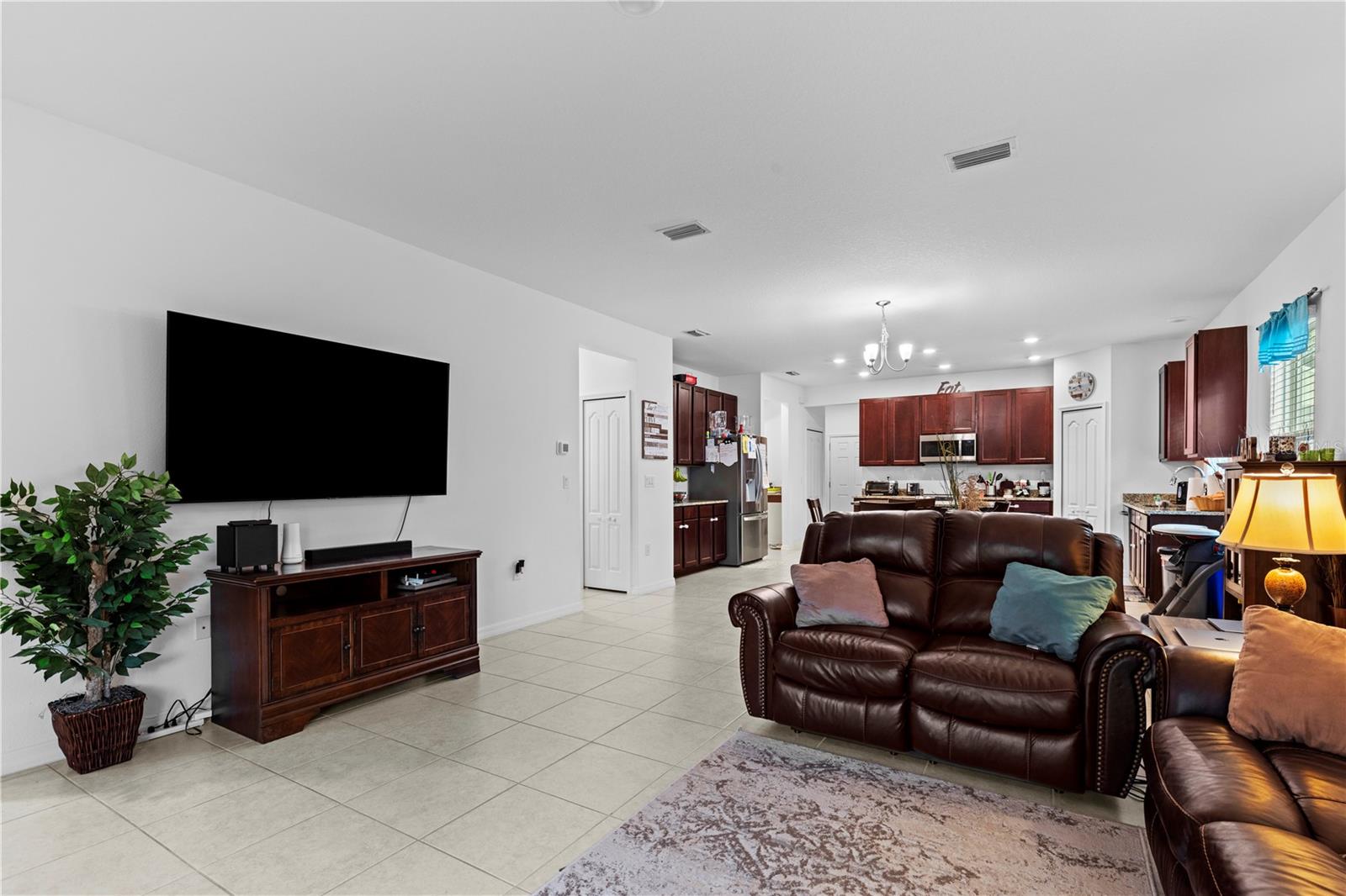 OAK PARK PH 2 PB 37 PG 39 - Residential Lease