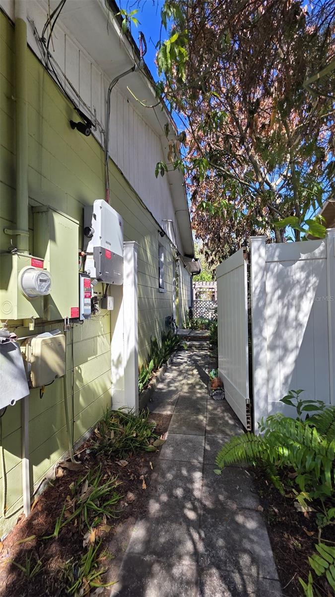 UNPLATTED - Residential