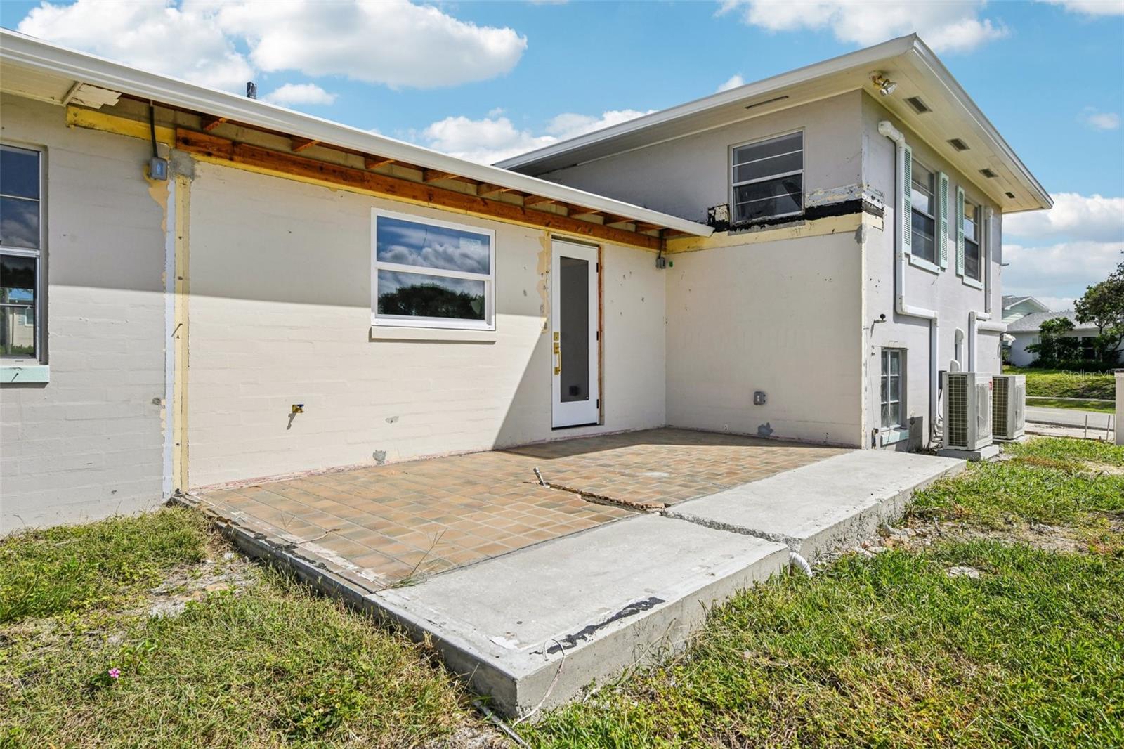 BRIDGEPORT HEIGHTS - Residential