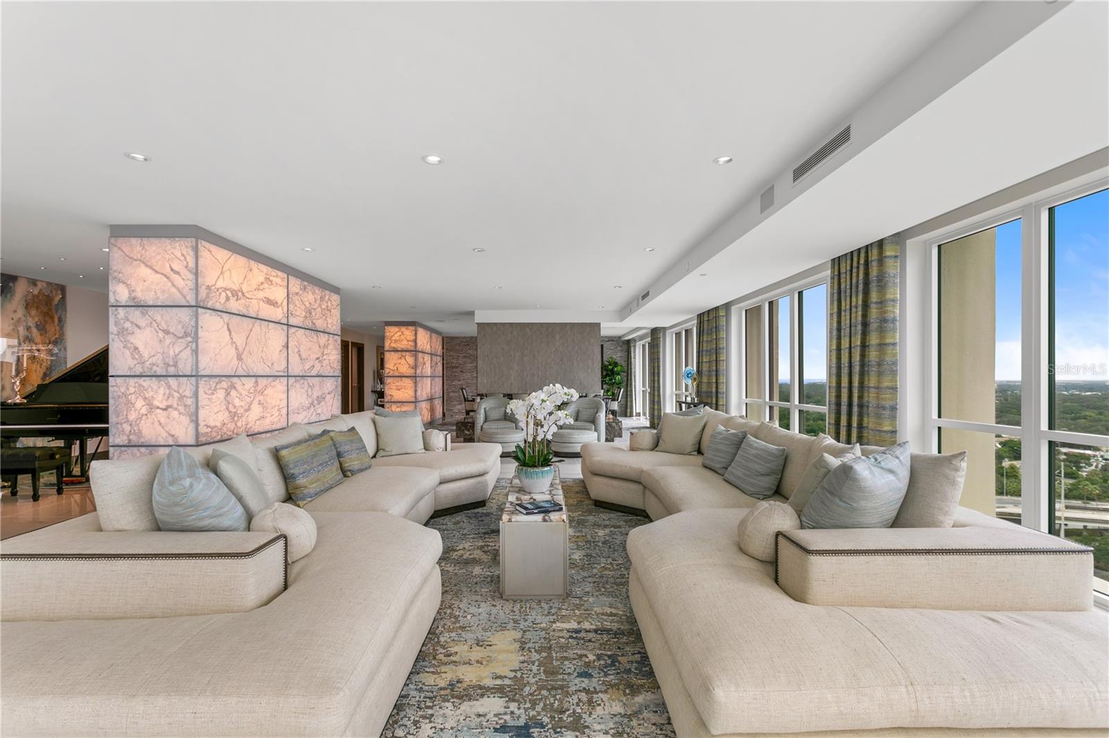 MONTE CARLO TOWERS A CONDOMINI - Residential