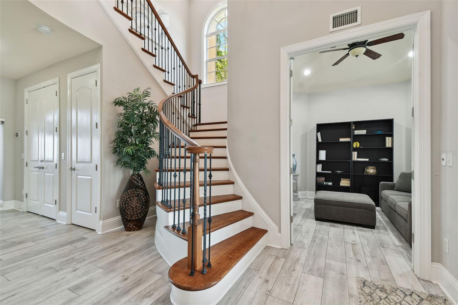 BAY VISTA - Residential