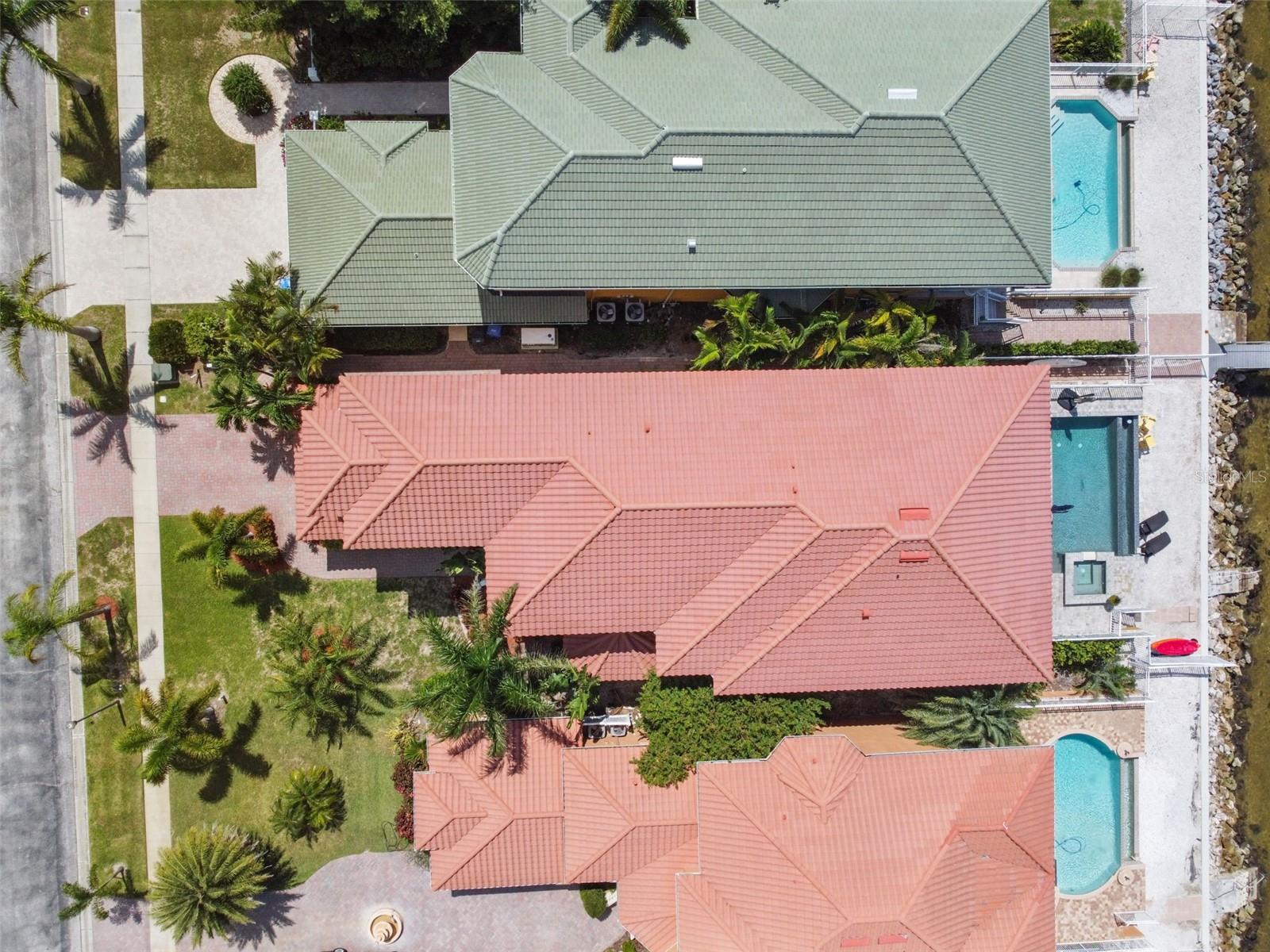 BAY VISTA - Residential