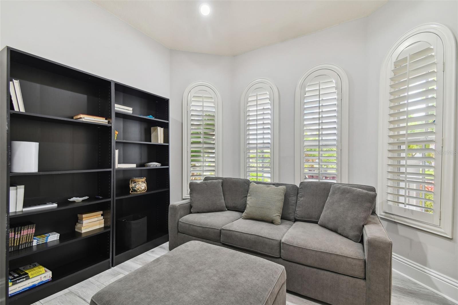 BAY VISTA - Residential