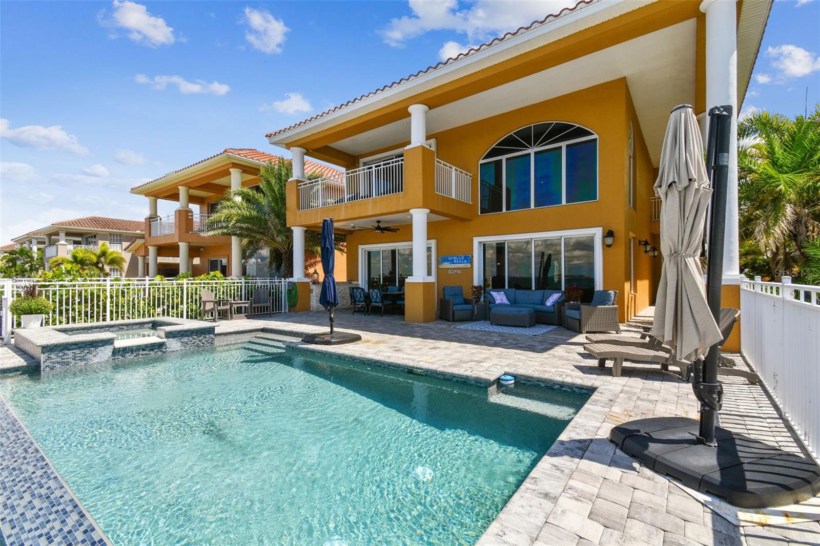 BAY VISTA - Residential