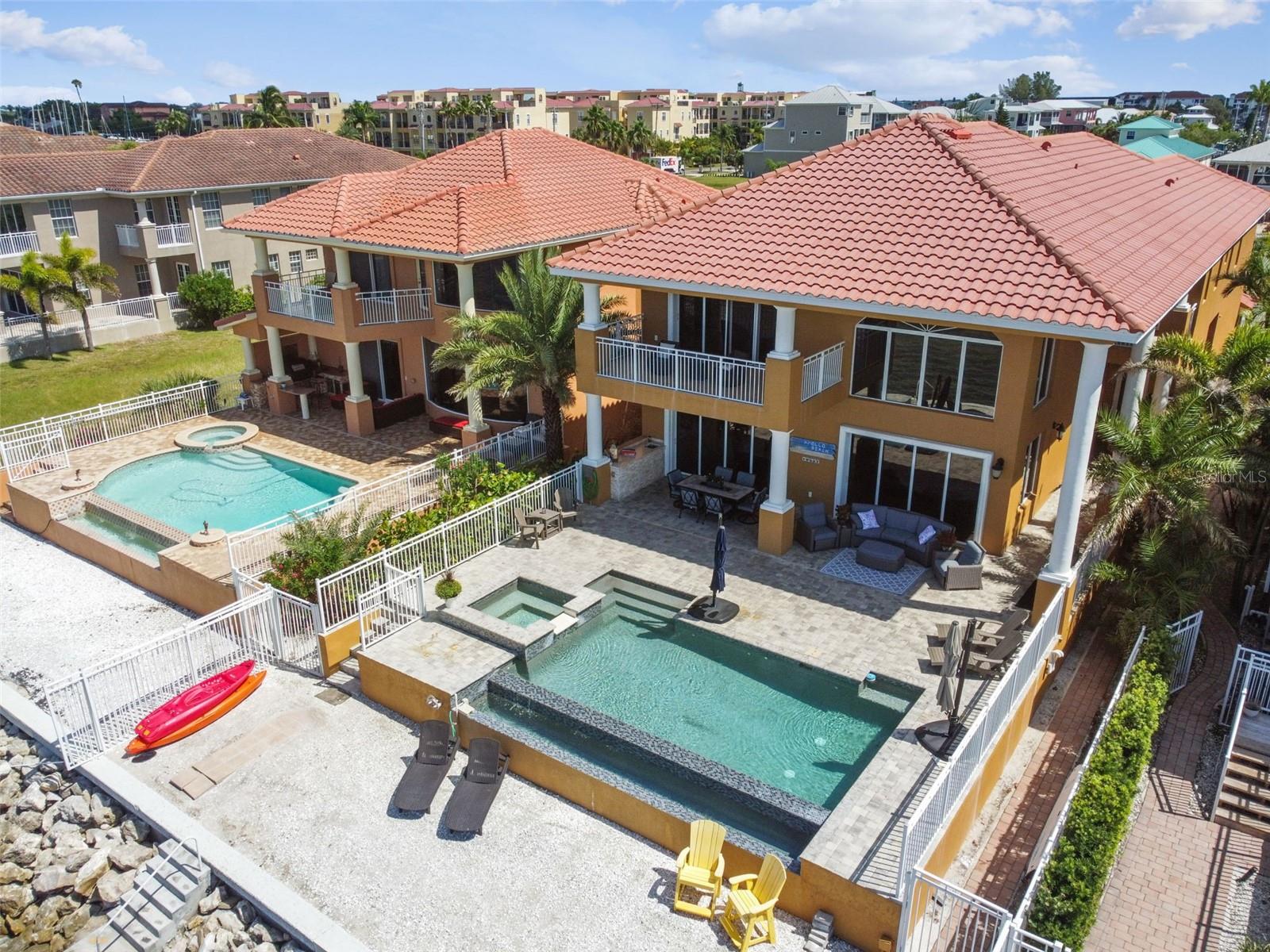 BAY VISTA - Residential