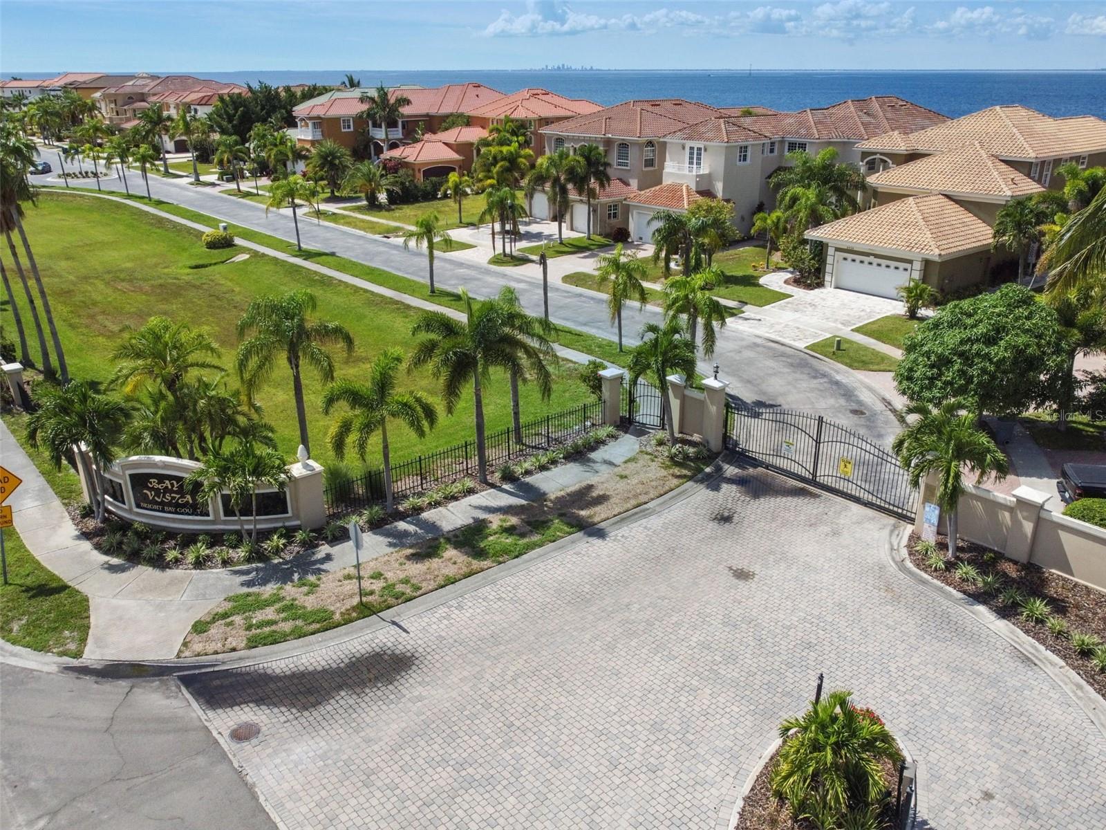 BAY VISTA - Residential