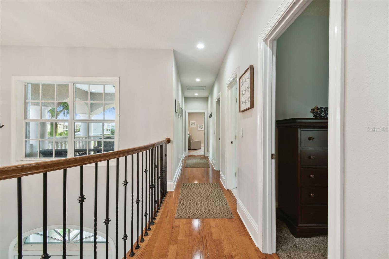 BAY VISTA - Residential