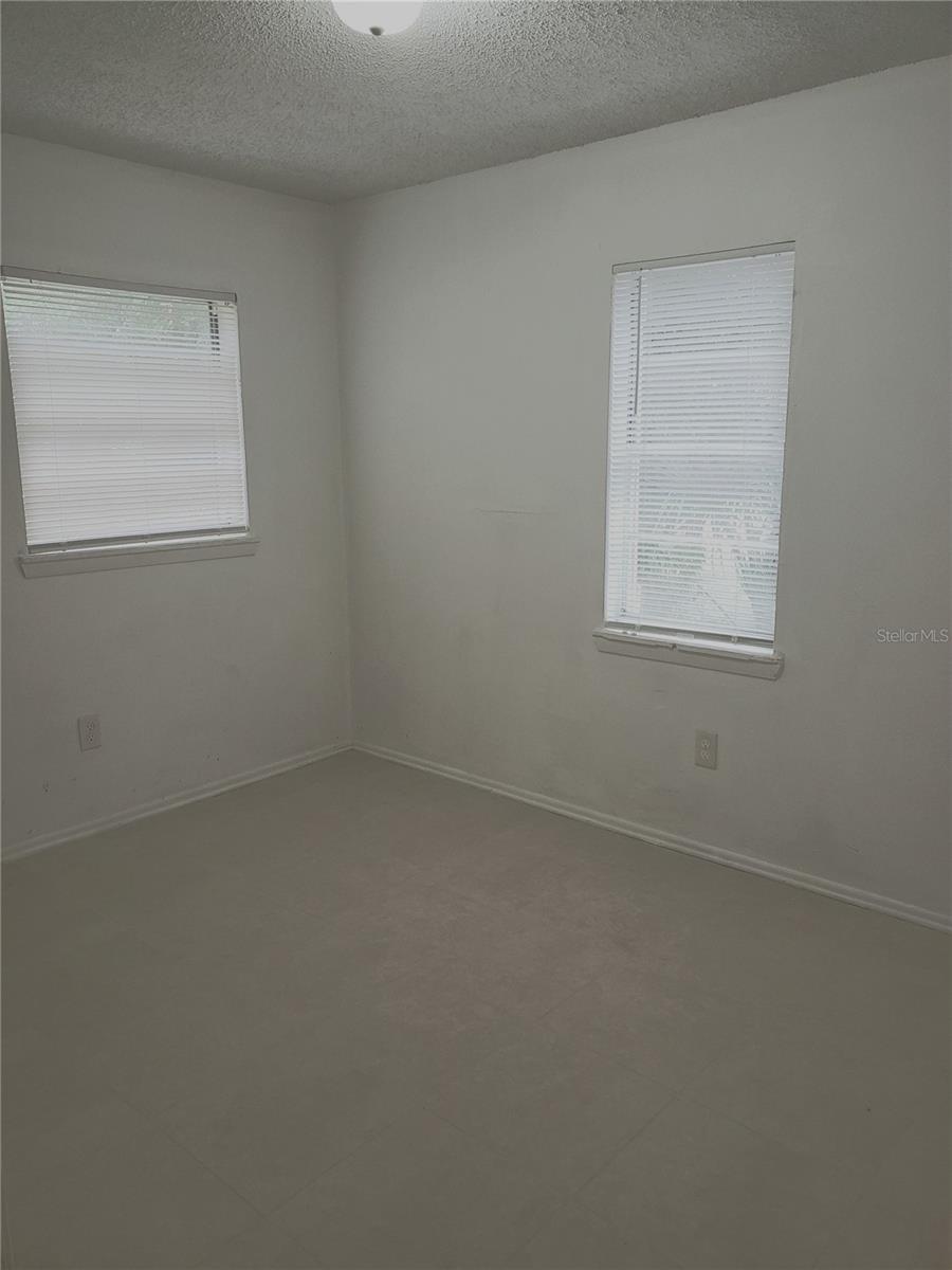 SULPHUR SPRINGS ADDITION - Residential Lease