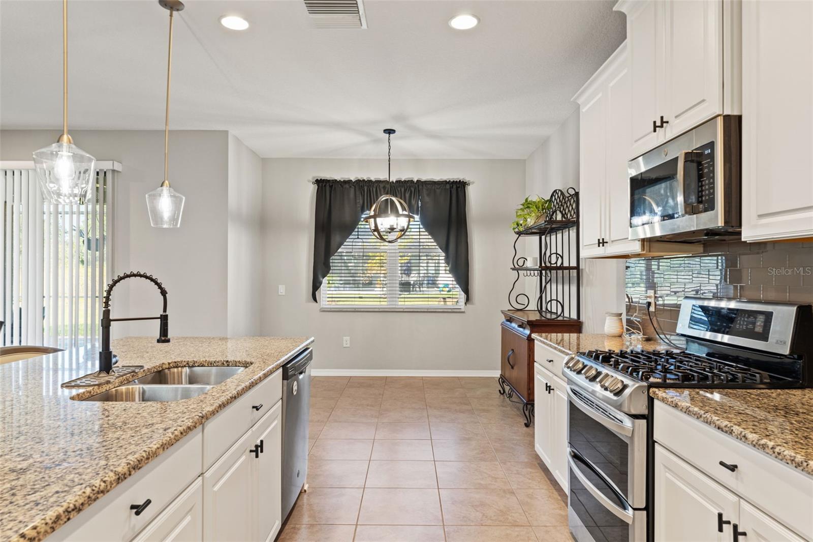 EPPERSON RANCH SOUTH PH 2H-1 - Residential