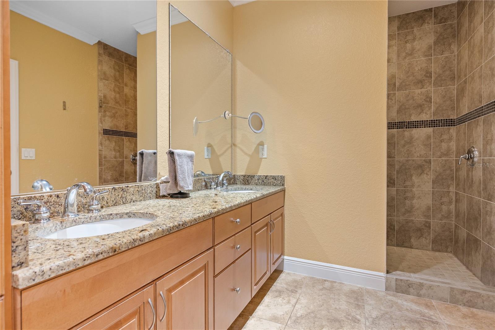 LAKE DAVIS RESERVE A & B - Residential