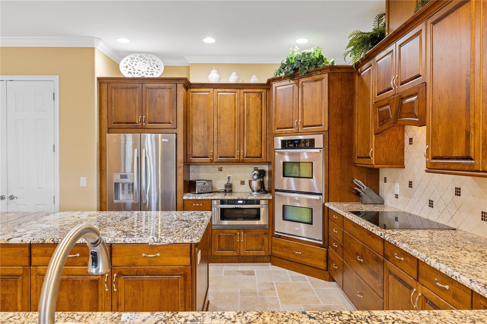 LAKE DAVIS RESERVE A & B - Residential