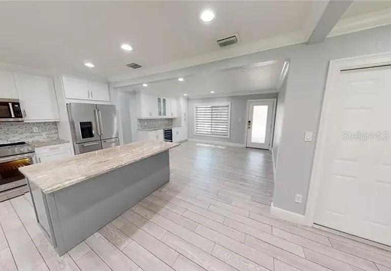 PEBBLE CREEK VILLAGE UNIT 1 - Residential Lease