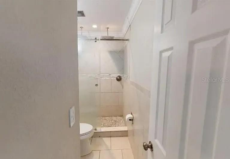 PEBBLE CREEK VILLAGE UNIT 1 - Residential Lease