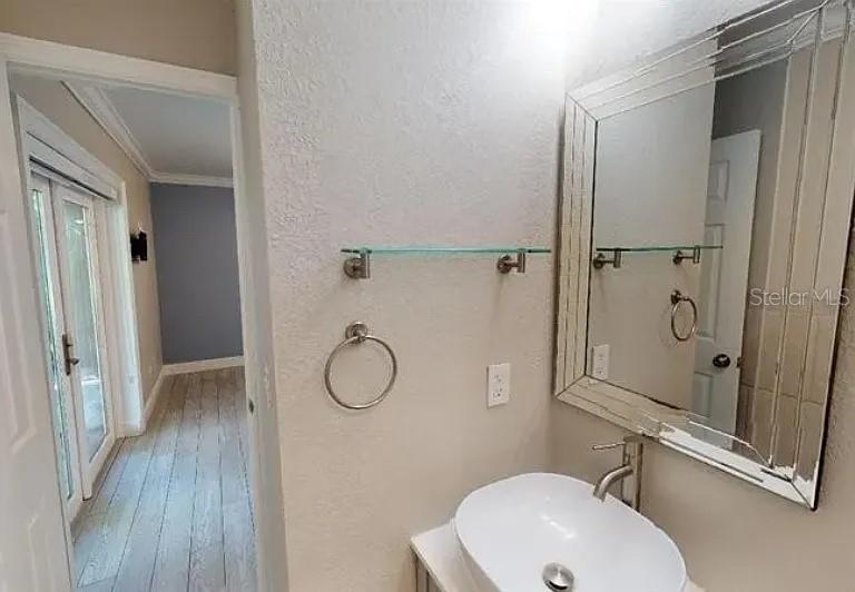 PEBBLE CREEK VILLAGE UNIT 1 - Residential Lease