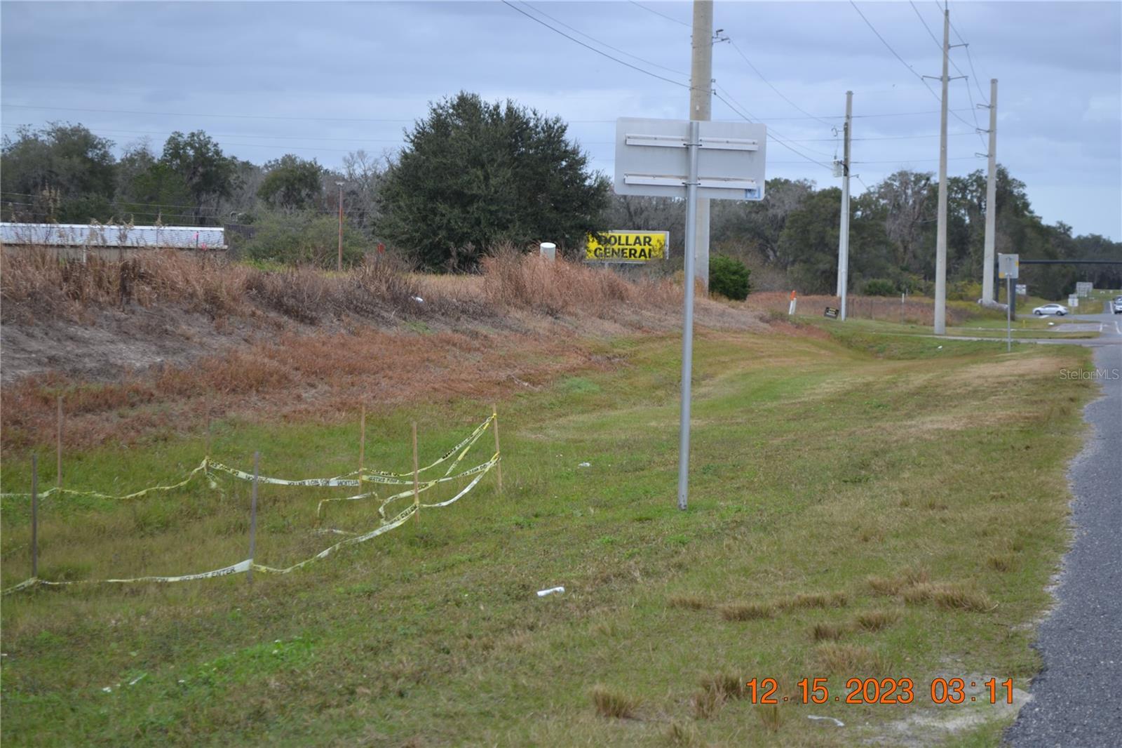 Photo 4 of 11 of 16684 and 16690 S US HIGHWAY 301 house